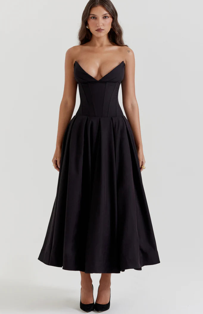 SELLING LADY- HOUSE OF CB