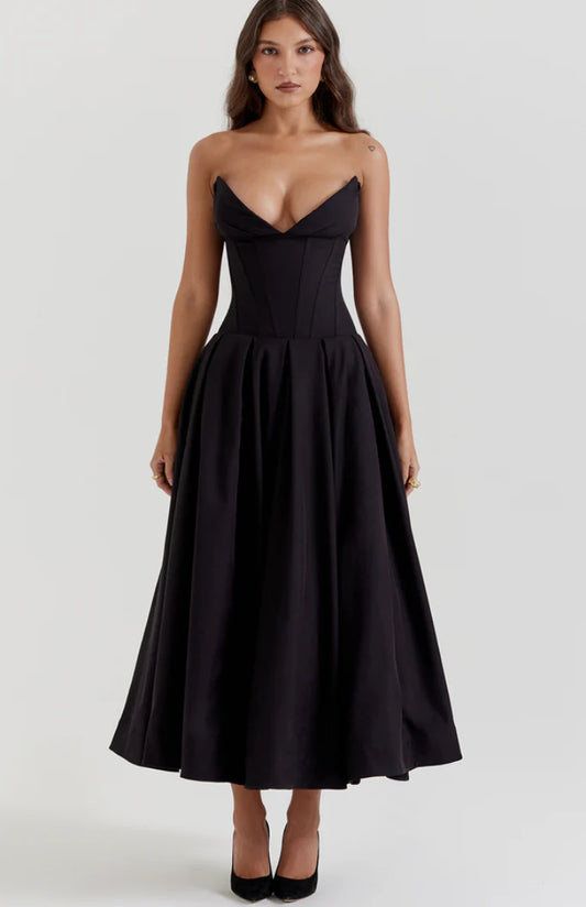 SELLING LADY- HOUSE OF CB